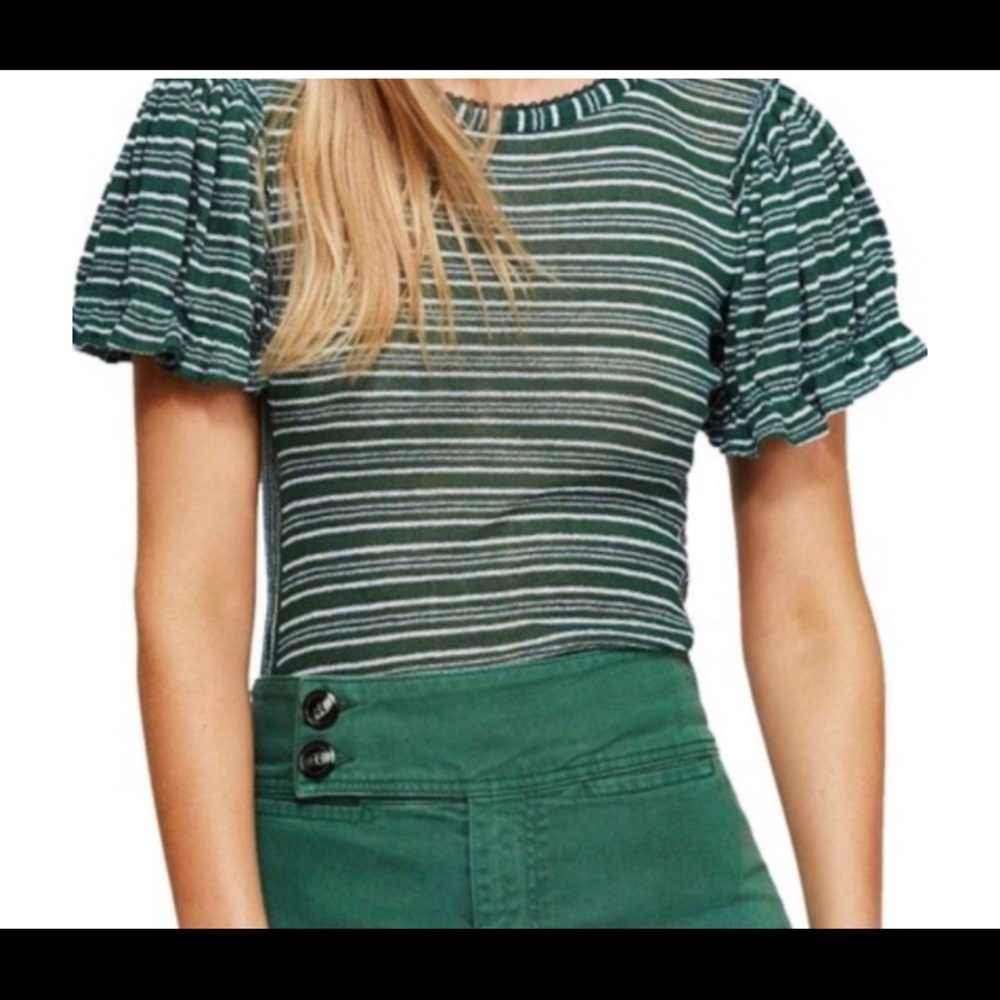 Free people top size large NWT COLOR GREEN/sea mist combo